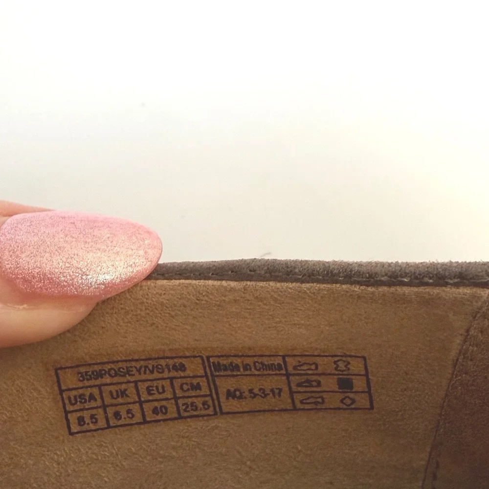 Vionic Posey Taupe Suede Perforated Pointed Toe Ballet Flats 8.5 359POSEY/VS148